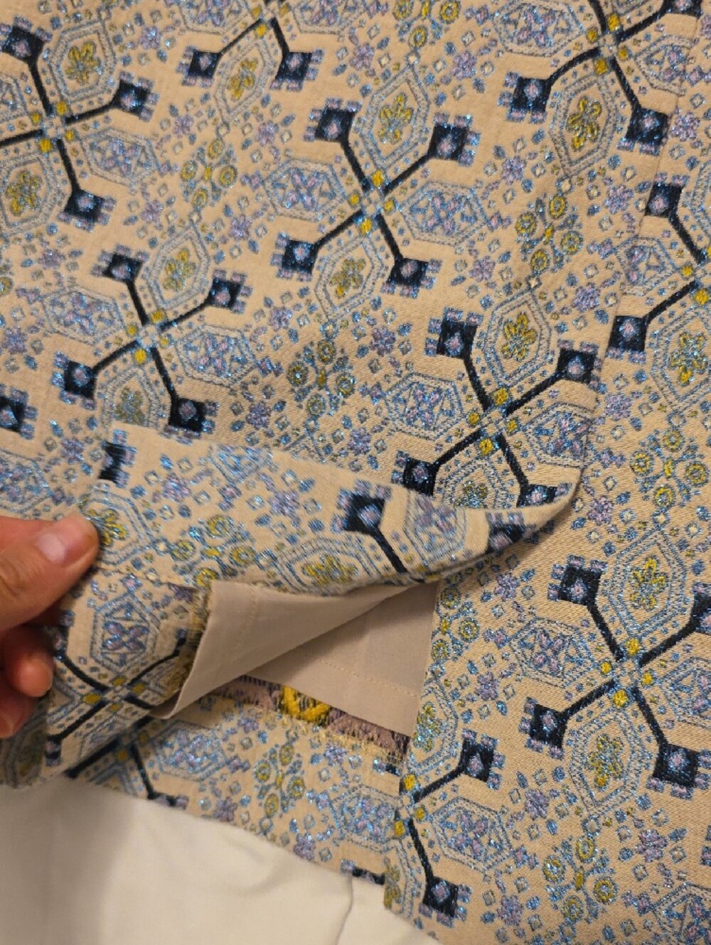 The Limited Blue and White Geometric Pencil Skirt - Picture 5 of 6